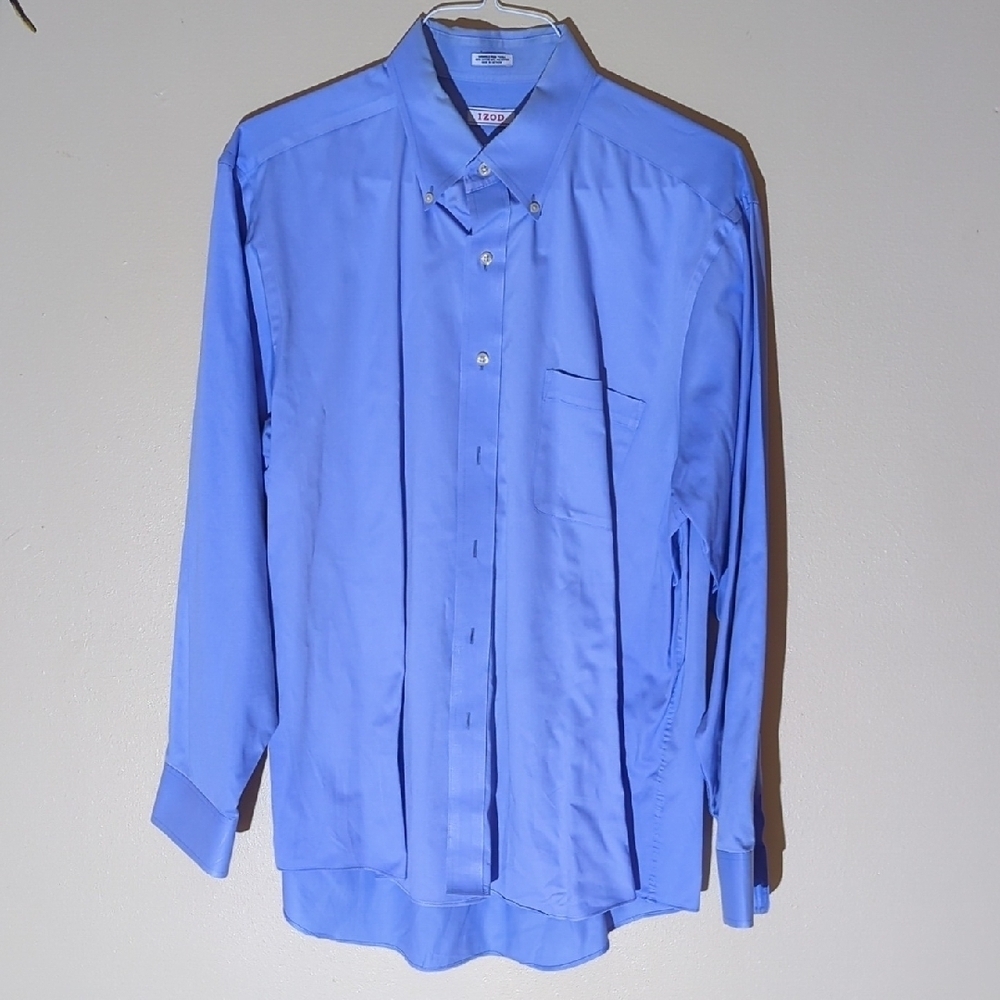 Izod Men's Casual Blue Button-Down Dress Shirt - Picture 2 of 7